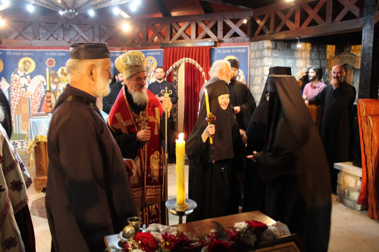 NOVO MONAŠENJE U SJENICI: Iskušenica Stamenija iz Manastira Kumanica primila zavet i postala sestra Fotina