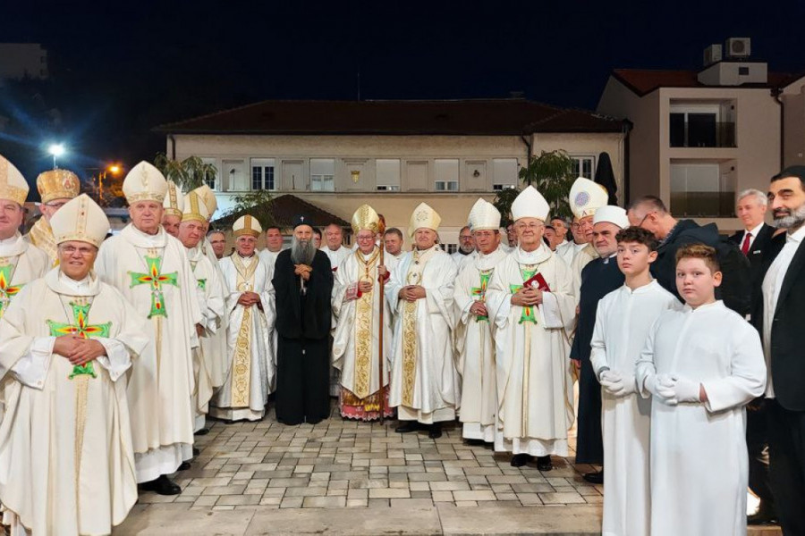 SVEČANOST U SLAVU VERE, TRADICIJE I ZAJEDNIŠTVA: Beogradska nadbiskupija proslavila vek postojanja