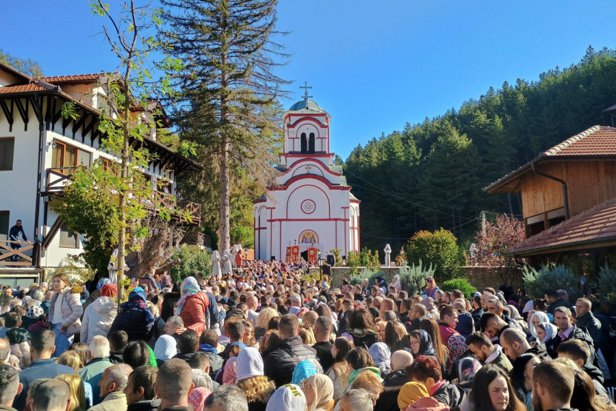 VAŽAN APEL VERNICIMA IZ TUMANA:  Od izuzetne je važnosti da se tokom pričešća pridžavate ovih stvari