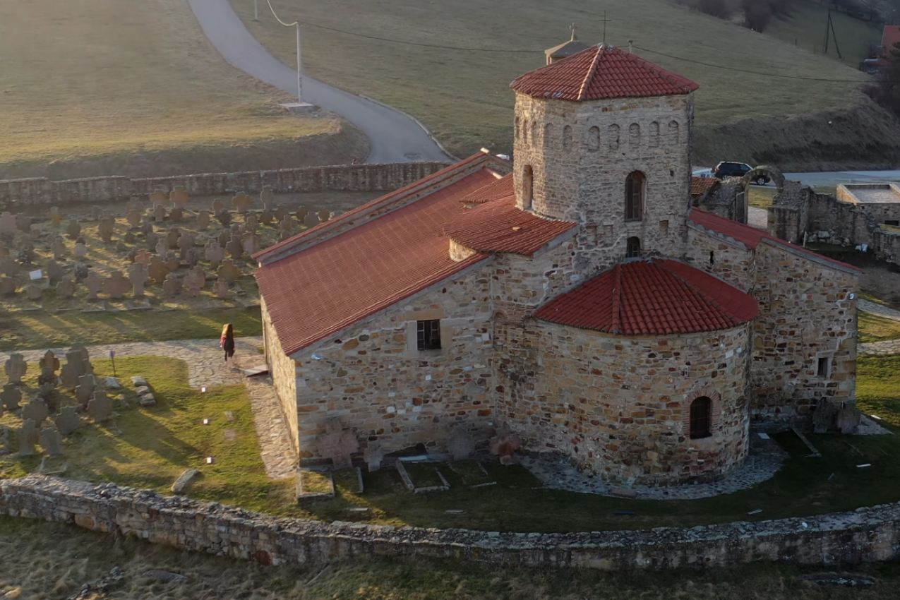 PREDANJA KAŽU DA JE OVO NAJSTARIJI MANASTIR: Stefan Nemanja se tu krstio, a Turci su od svetinje pravili barutanu