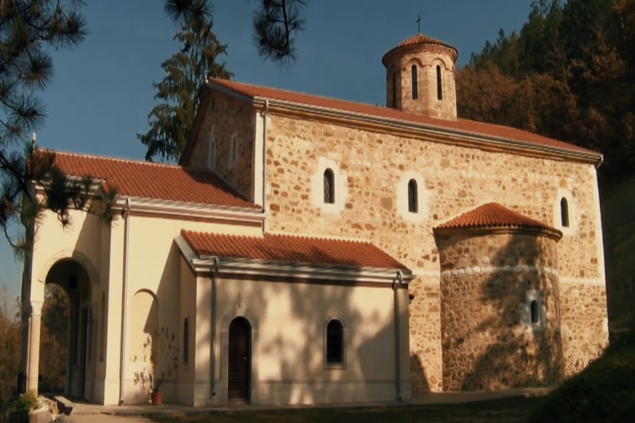 OVAJ SRPSKI MANASTIR DOM JE JEDINSTVENE FRESKE U SVETU: Svi gledaju u Bogorodicu i u čudu se krste!