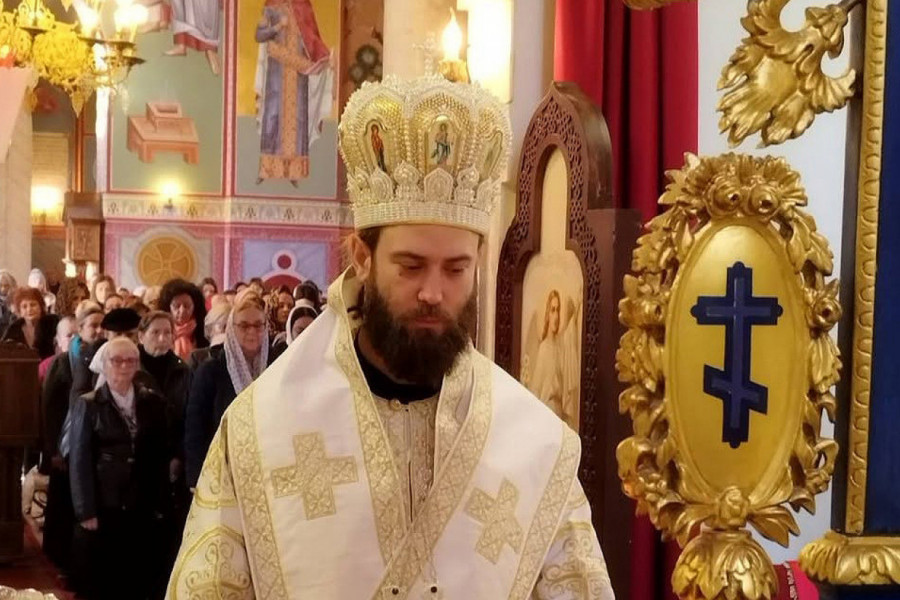 SLAVA SVETINJE KOJA ČUVA ISTORIJU, UMETNOST I VERU BEOGRADA: Vladika Petar služio liturgiju u hramu Svetog Aleksandra Nevskog na Dorćolu