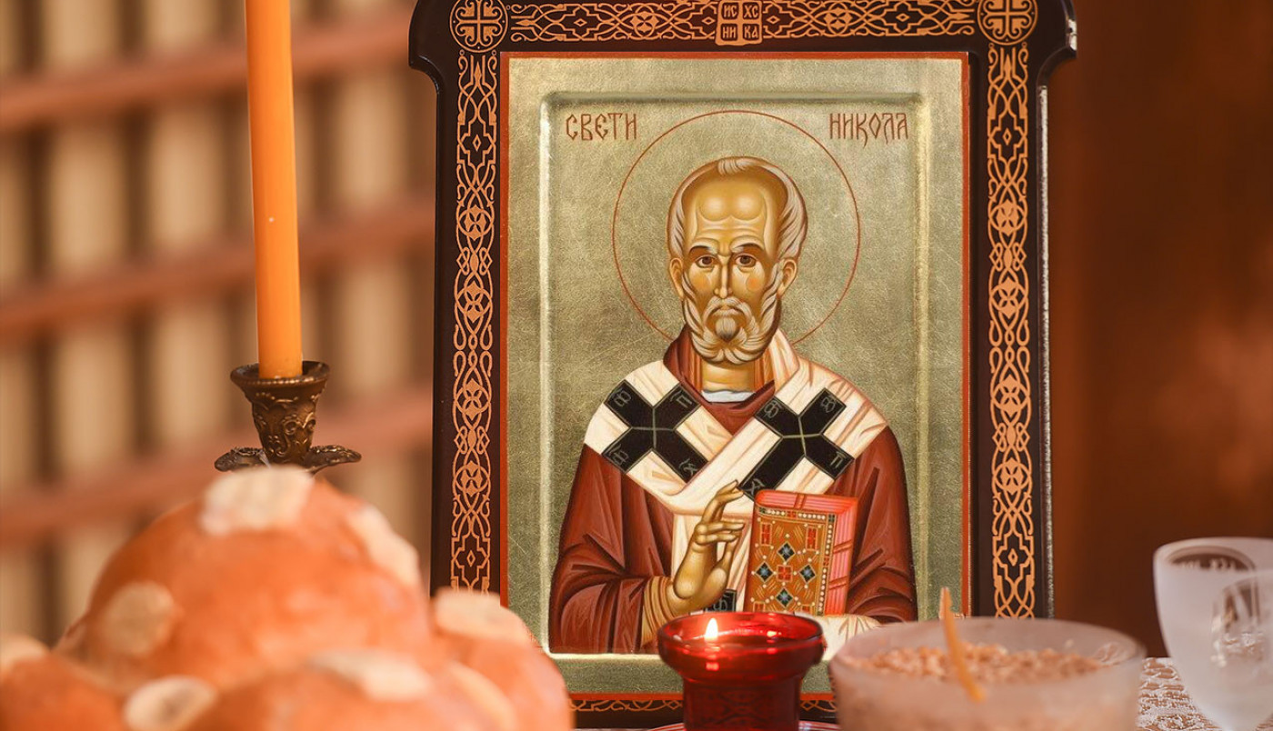 ZAŠTO NAJVEĆI BROJ PORODICA U SRBIJI SLAVI BAŠ SVETOG NIKOLU: Za to postoje tri razloga, a jedan je baš tužan