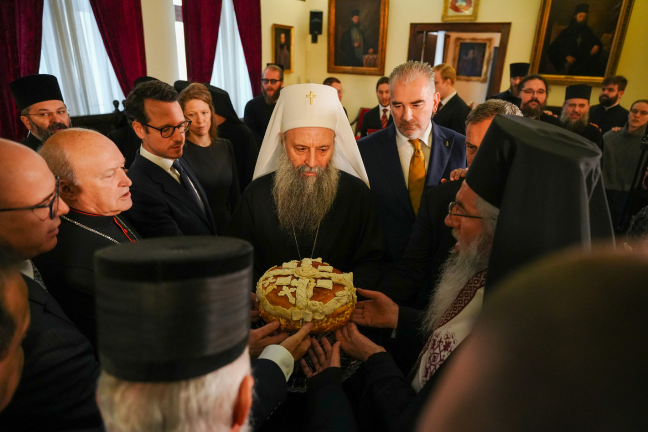 PATRIJARH PORFIRIJE PROSLAVIO SVOJU KRSNU SLAVU: Jovanjdan kao poziv na ljubav, jedinstvo i unutrašnji mir (FOTO GALERIJA)