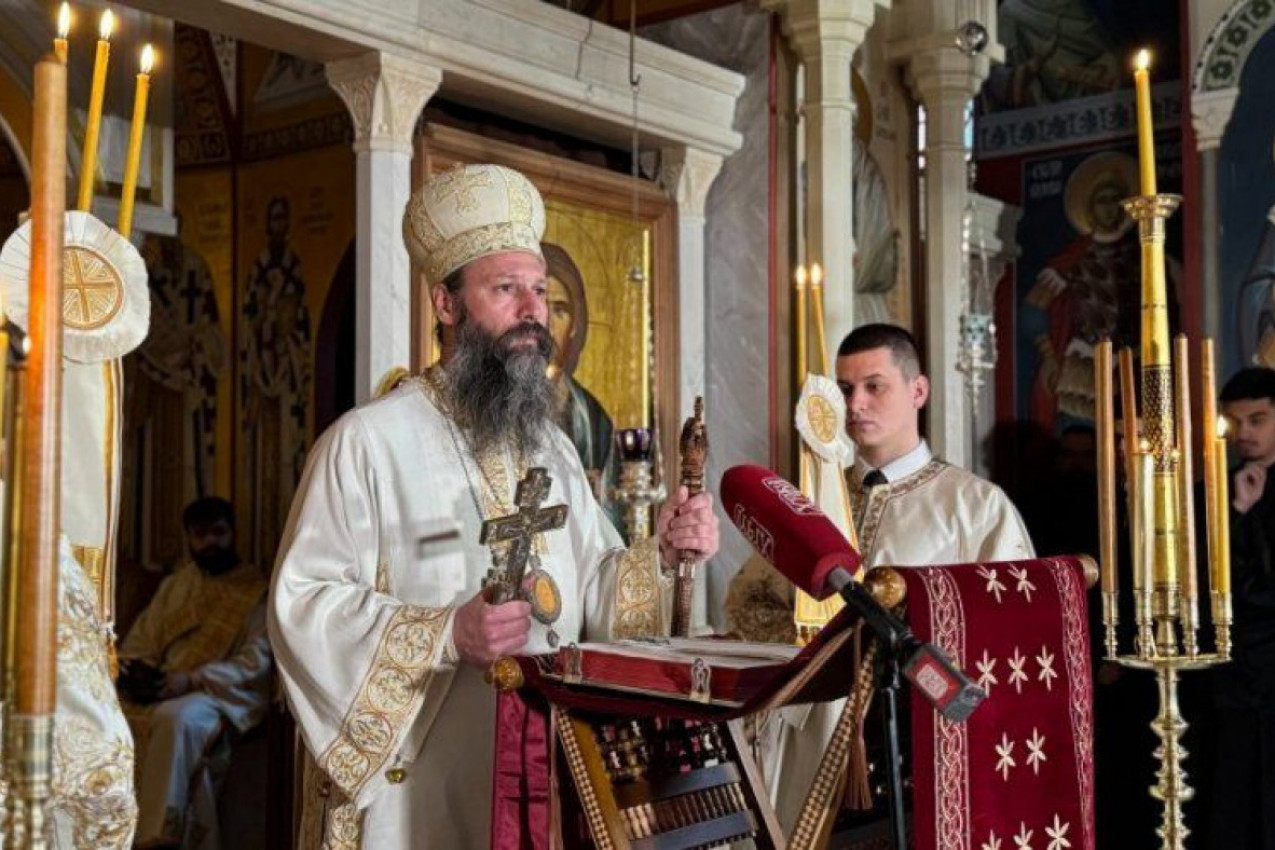 SA "GOSPODINE", NA "TI SI GREŠNIK": Episkop Ilarion prepričao susret sa Albancem pa nasmejao sve (VIDEO)