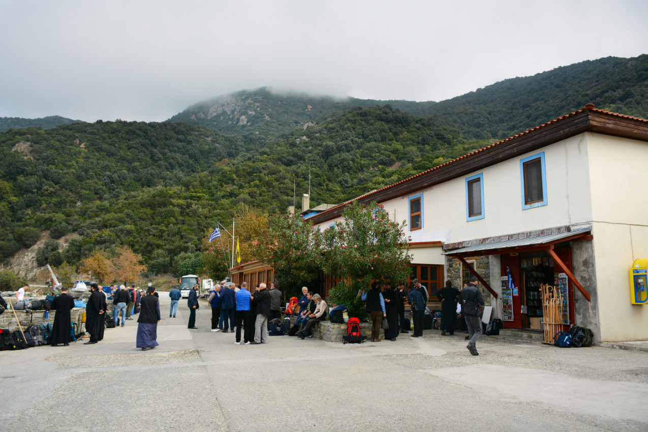 VELIKA TRAGEDIJA NA SVETOJ GORI: Jedan monah poginuo, drugi teško povređen