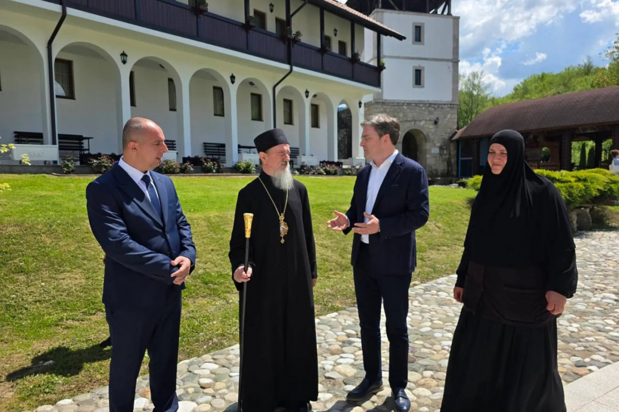 DRŽAVA POMAŽE OBNOVU JEDNE OD NAŠIH NAJVREDNIJIH SVETINJA: Novi krov za Belog anđela i lice Svetog Save