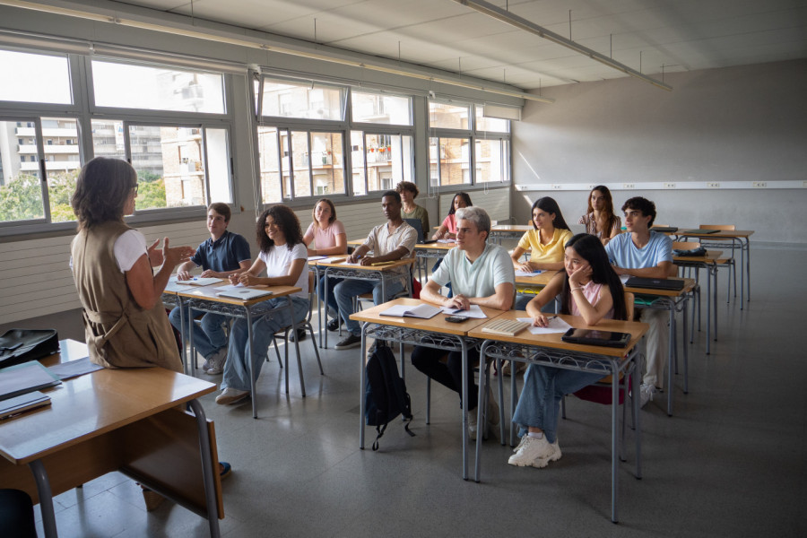 TRAŽE SE VEROUČITELJI - RASPISAN KONKURS: Evo do kad traju prijave i ko sve može da konkuriše