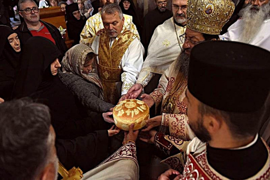 PRAZNIČNO SABRANJE PODNO JELICE: Slavski dan u Ježevici okupio monaštvo iz 17 manastira i vernike iz čitavog kraja