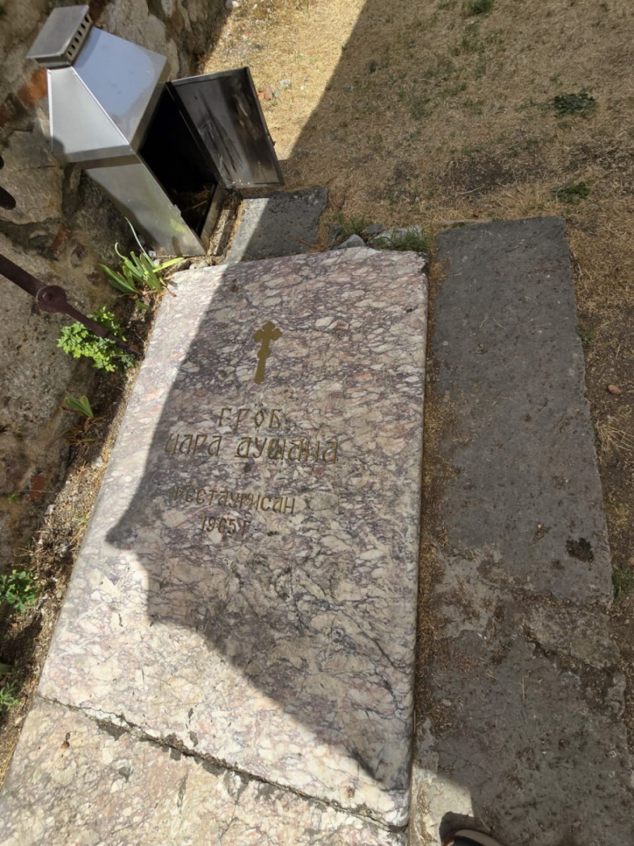 Liturgija u manastiru Svetih Arhangela kod Prizrena