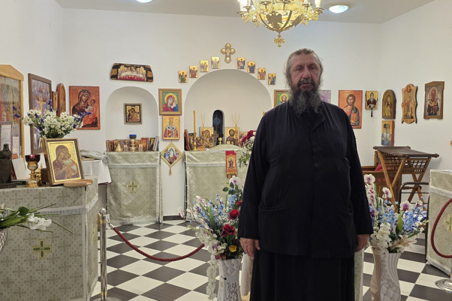 PRETE NAM HAPŠENJEM! ČEKAMO DA SJAŠE KURTI, PA DA DOĐE NEKI "MURTI" KOJI ĆE BITI UMERENIJI: Potresno svedočanstvo igumana Mihaila iz srca Prizrena (VIDEO)
