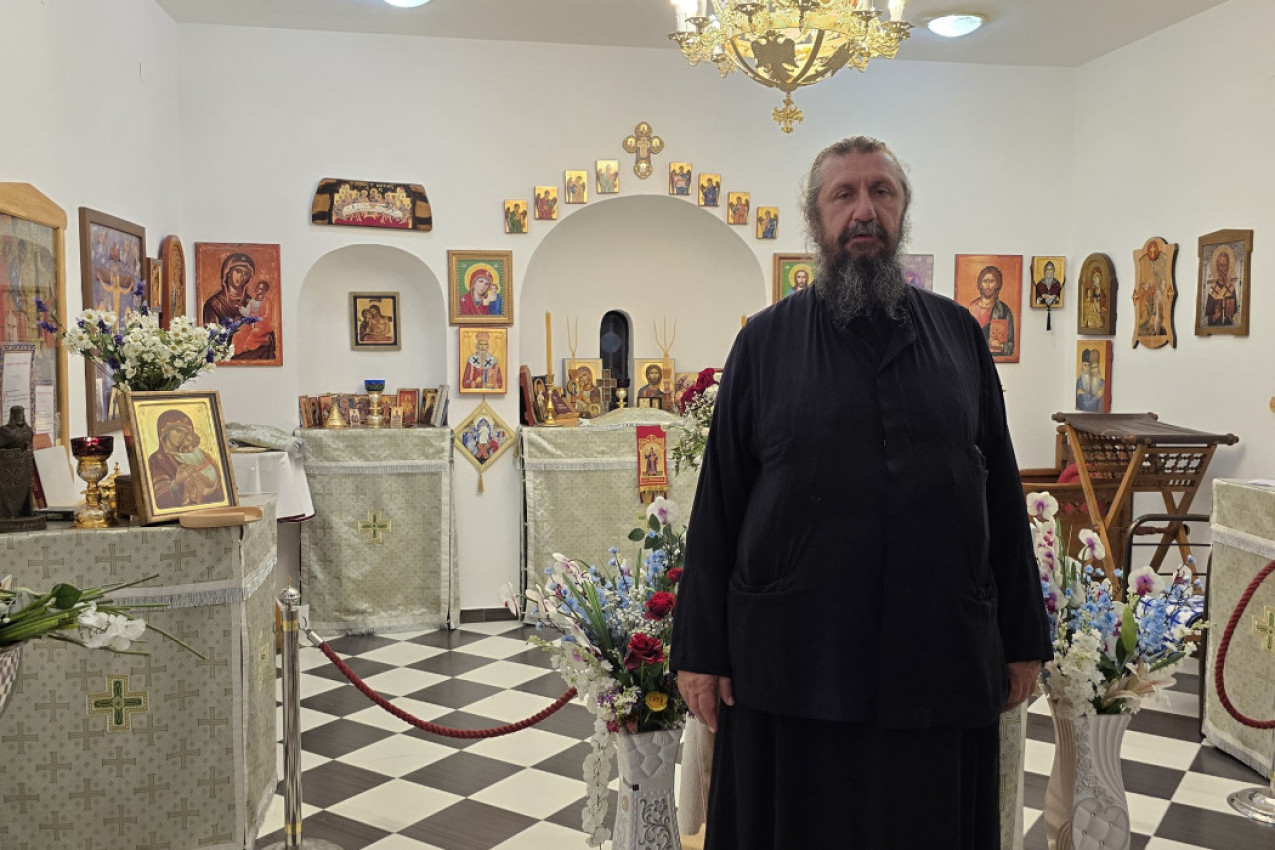 PRETE NAM HAPŠENJEM! ČEKAMO DA SJAŠE KURTI, PA DA DOĐE NEKI "MURTI" KOJI ĆE BITI UMERENIJI: Potresno svedočanstvo igumana Mihaila iz srca Prizrena (VIDEO)