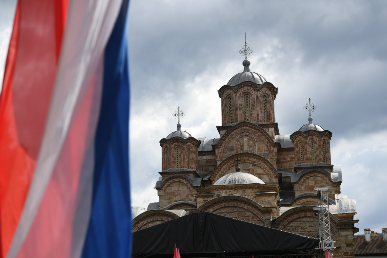 NOVA, OPASNA, IGRA PRIŠTINE SRPSKIM SVETINJAMA: Ko "brani" Gračanicu od njenih čuvara