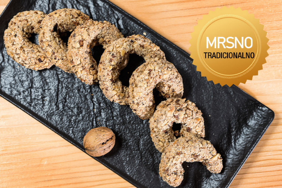 ORASNICE KAO NEKAD – ORIGINALNI RECEPT: Starinski kolač bez koga se slava nije mogla zamisliti (VIDEO)