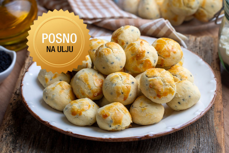 STARINSKE POSNE POGAČICE KOJE VRAĆAJU OSMEH: Jednostavan recept sa maslinama i sušenim paradajzom čini slavsku trpezu posebnom