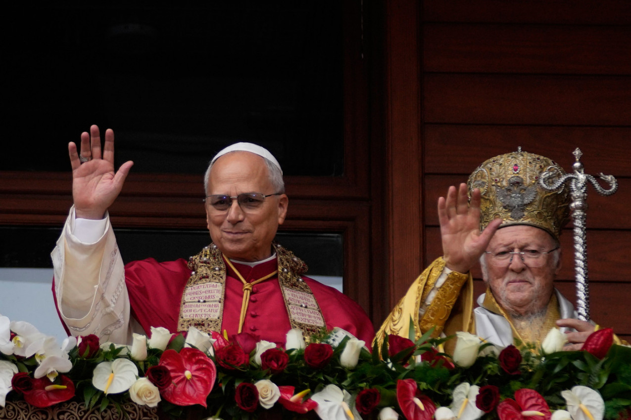 NEOČEKIVANI GESTOVI PAPE LAVA I PATRIJARHA VARTOLOMEJA IZAZVALI BURU U HRIŠĆANSKOM SVETU: Zajedno pročitali pravoslavni Simvol vere, ali „Očenaš“ na latinskom