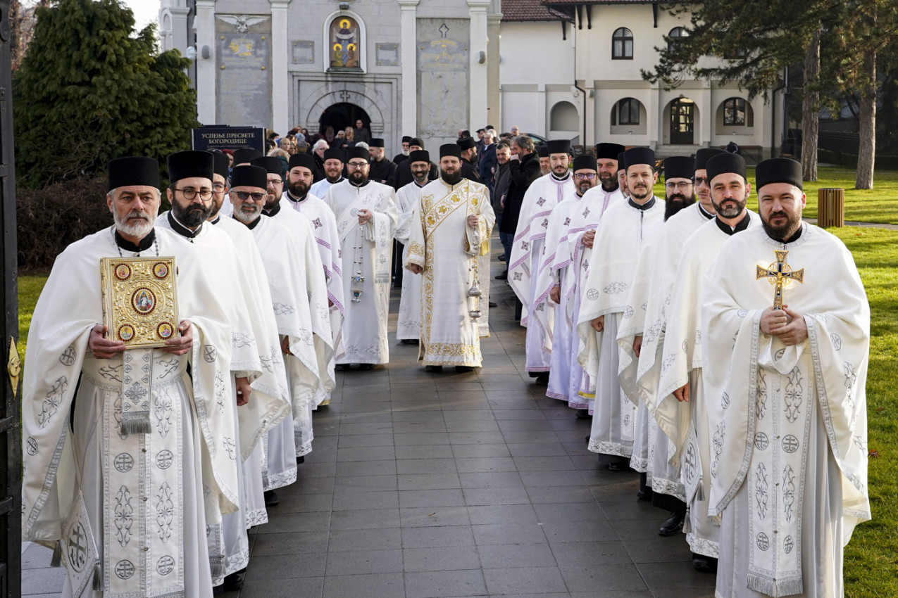 POZIV NA SVEPRAVOSLAVNI SABOR: Pokrenuta inicijativa da se svi patrijarsi obrate Donaldu Trampu i svetskim moćnicima - da se zaustavi katastrofa