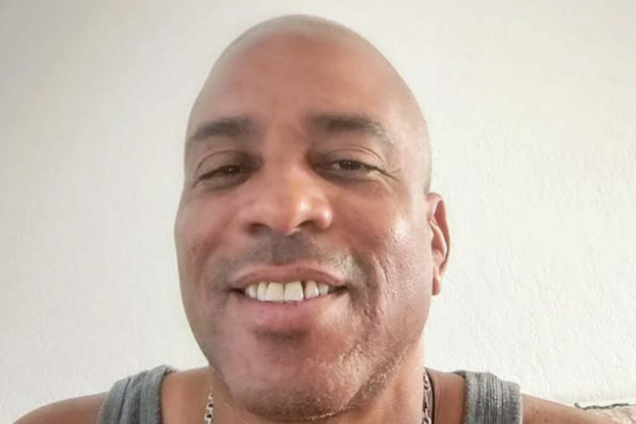 AMERIČKI REPER OŽENIO RUSKINJU I PREŠAO U PRAVOSLAVLJE: “Poseta manastiru mi je potpuno promenila život”