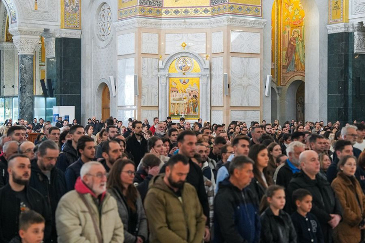 ŠTA SE NE SNE RADITI NA PRAZNIK DUHOVI: Jeromonah Konstantin otkriva šta je istina, a šta su samo zablude