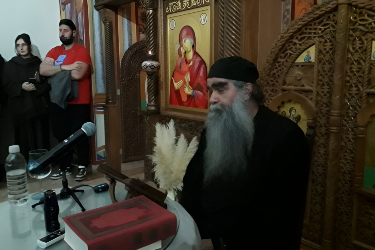 STRAH JE DANAS POSTAO NAČIN ŽIVOTA: Na novom predavanju otac Rafailo upozorio vernike na pogubne posledice raznih bojazni