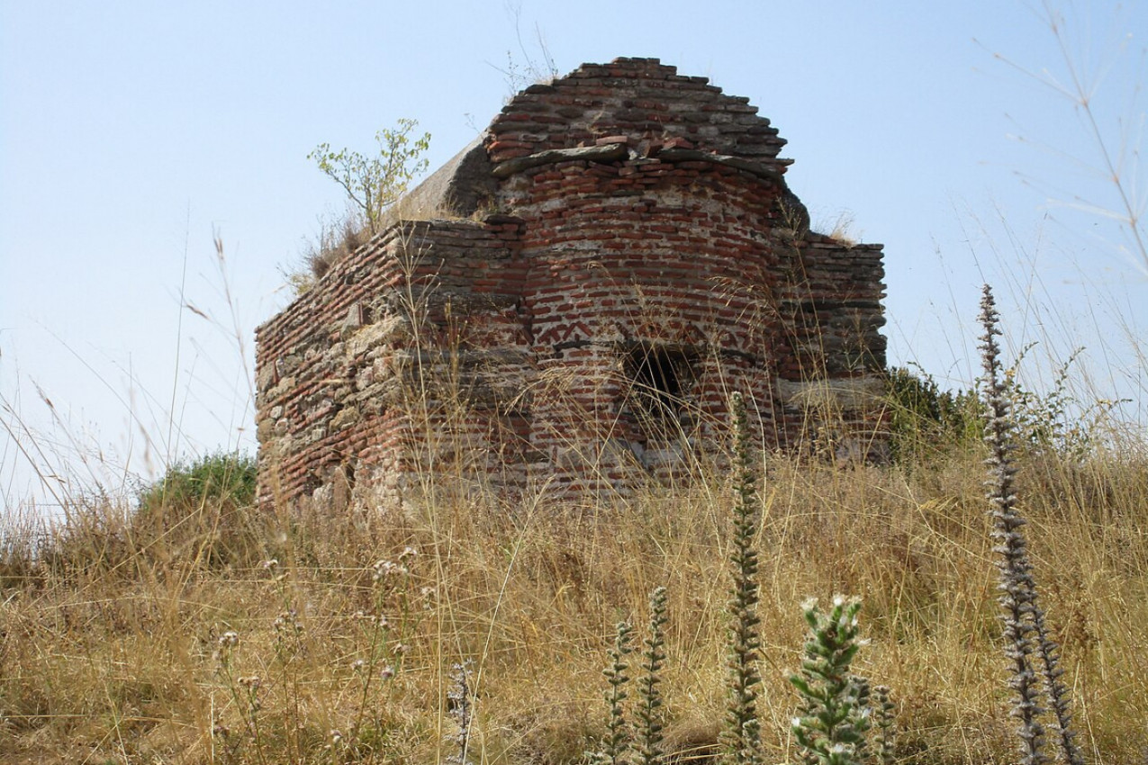 ZA OVU CRKVICU JE MALO KO ČUO, A VERUJE SE DA ISCELJUJE BOLESNU DECU! Jedna je od najstarijih u Srbiji, zaštićeno je kulturno dobro, a nema je ni na jednoj turističkoj mapi! (FOTO)