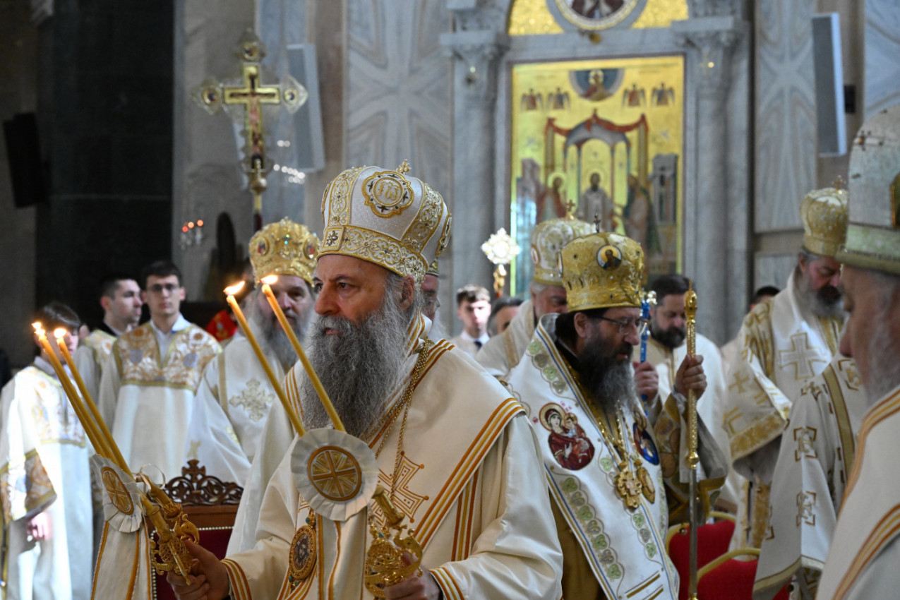 POČELO REDOVNO ZASEDANJE SABORA SPC U BEOGRADU! Patrijarh Porfirije služio sabornu liturgiju! (FOTO+VIDEO)