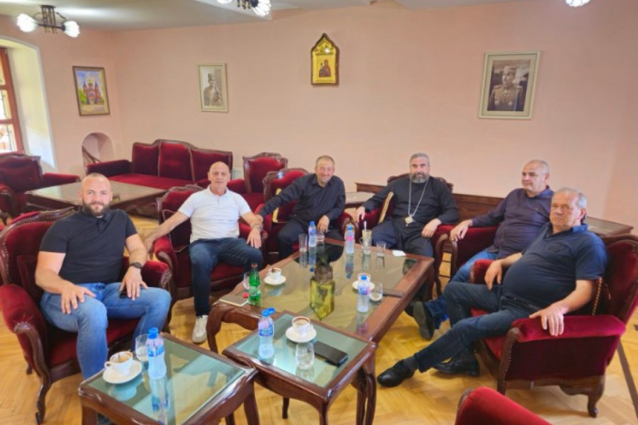 PLANIRAJU DEPONIJU IZMEĐU MUSLIMANSKOG GROBLJA I PRAVOSLAVNOG HRAMA: Eparhija budimljansko-nikšićka traži hitno preispitivanje odluke