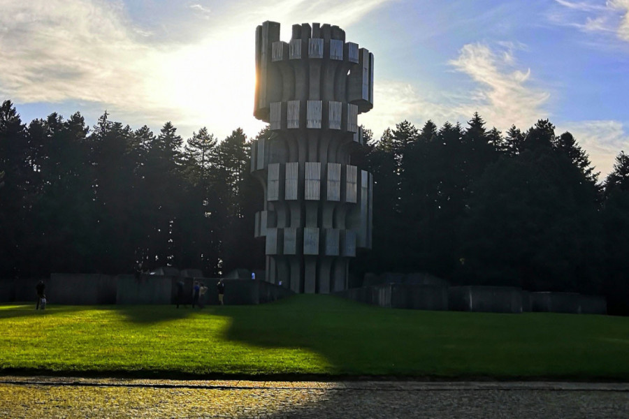 NAJVEĆA SRPSKA STRATIŠTA BEZ ZVONA I MOLITVE: Kozarčani traže da Donja Gradina i Mrakovica konačno dobiju svoje svetinje