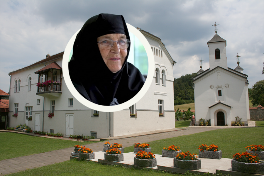 “IGUMANIJA ANA JESTE SAMA, ALI NE OSKUDEVA NI U ČEMU”: Uprava manastira Čokešina reagovala na medijske napise da se ova svetinja gasi