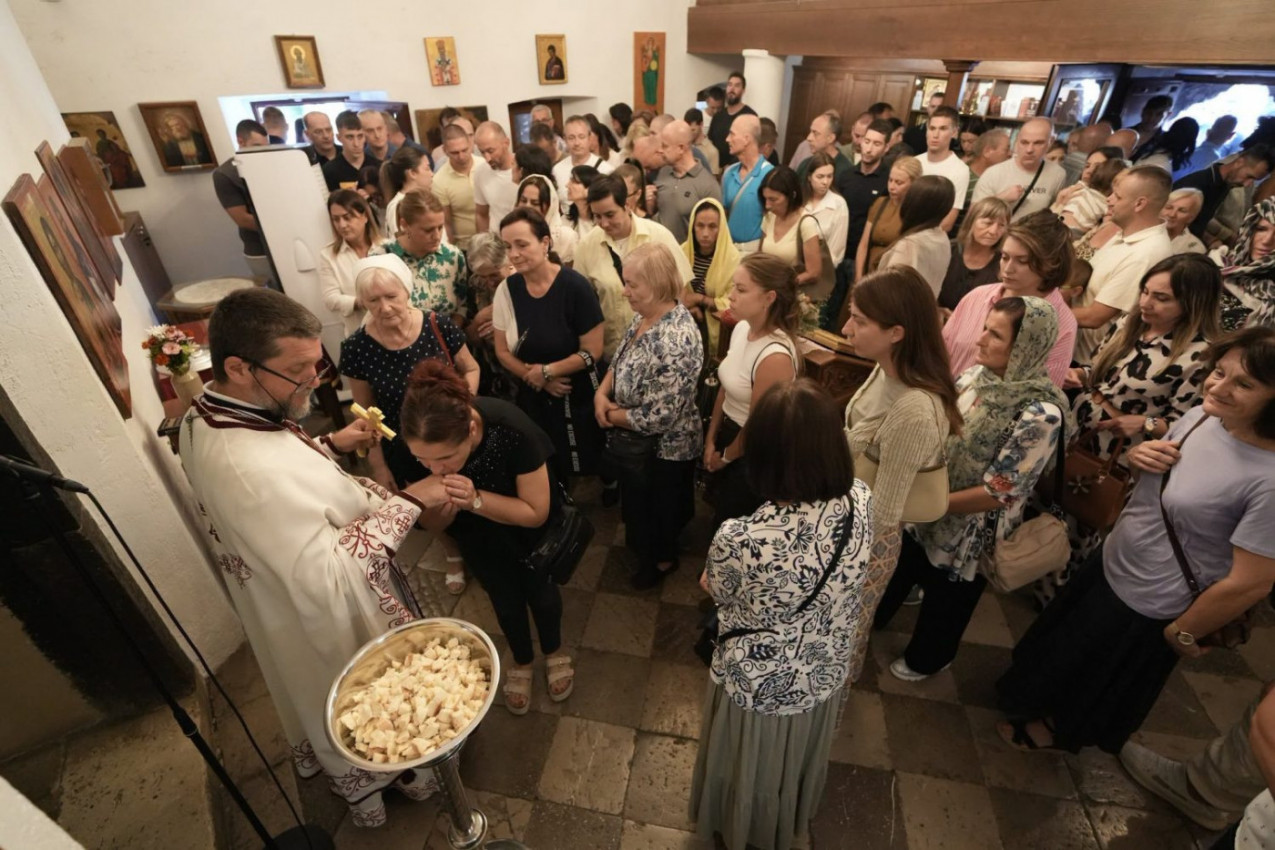 "KAD MISLIŠ DA BAŠ VIŠE NIŠTA NE MOŽEŠ, E DA VIDIŠ ŠTA SVE MOŽEŠ!": Otac Gojko Perović tumači jevanđelsku priču o talantima