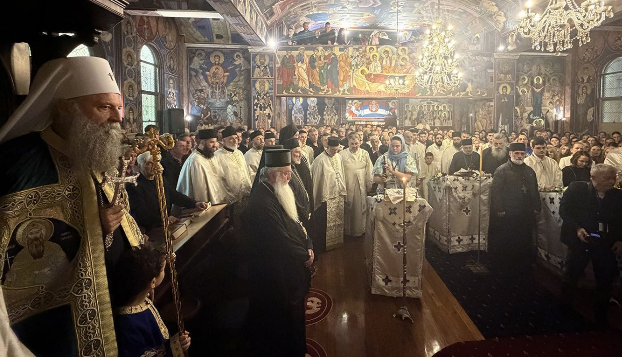 “NAJVEĆE PROKLETSTVO JE MRŽNJA I BES!”: Patrijarh veličanstveno dočekan u Sidneju, a njegova poruka o podelama odjekuje i u Srbiji