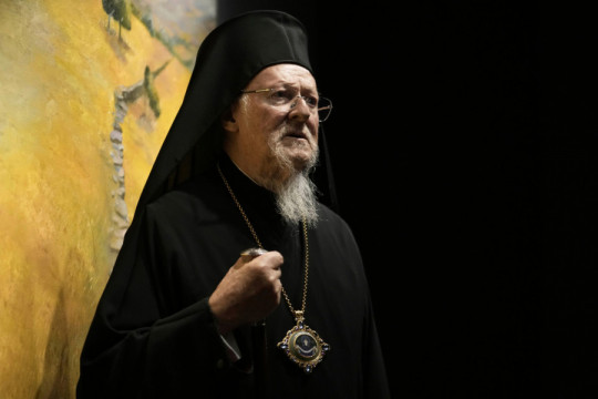 "ANATEMA!" INCIDENT U BUGARSKOJ: Vernici povicima dočekali patrijarha Vartolomeja, 10 vladika bojkotovalo bogosluženje
